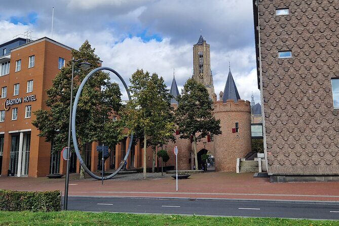 Arnhem City Private Tour